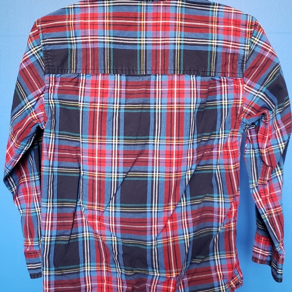 3/$30 OSHKOSH Shirt - Picture 4 of 4